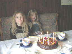Miriam wird 8